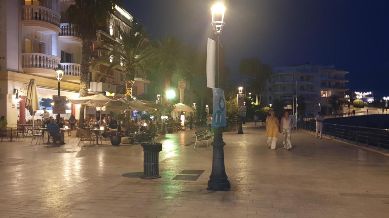 Apartamento Con Oficina Y Vistas Al Mar Sitges Bagian luar foto